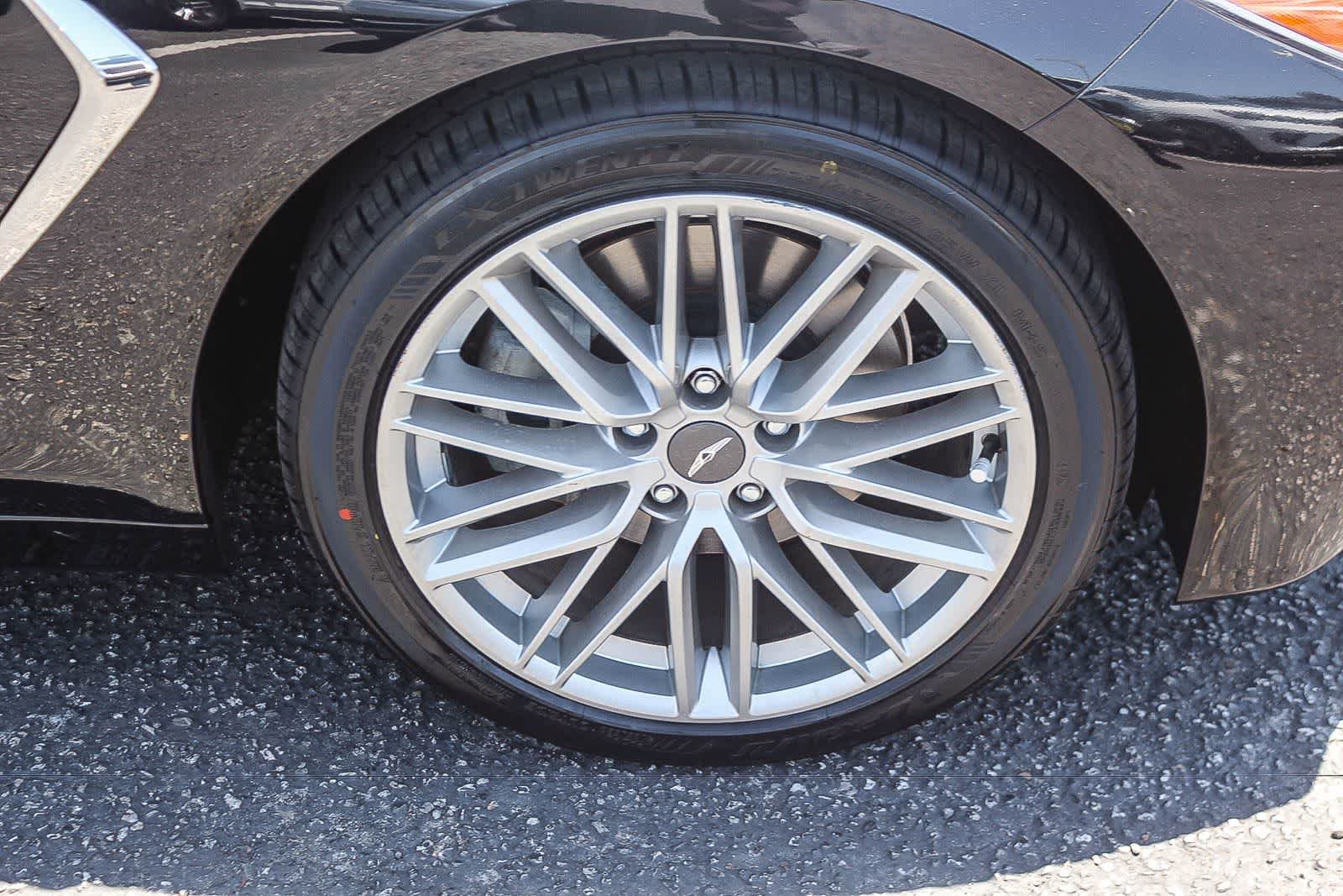 Used 2021 Genesis G70 2.0T RWD image 12