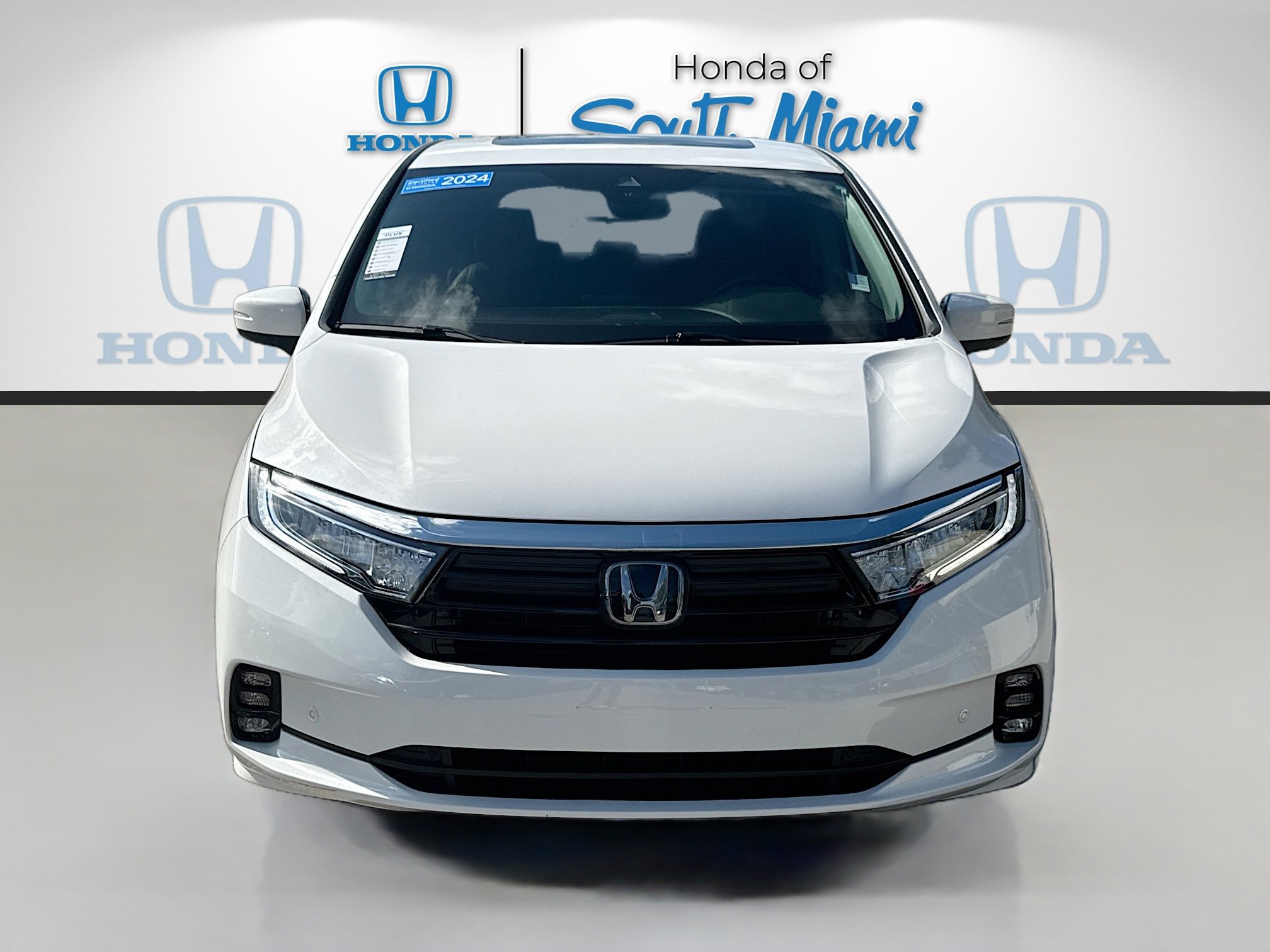 Certified 2024 Honda Odyssey Elite image 2