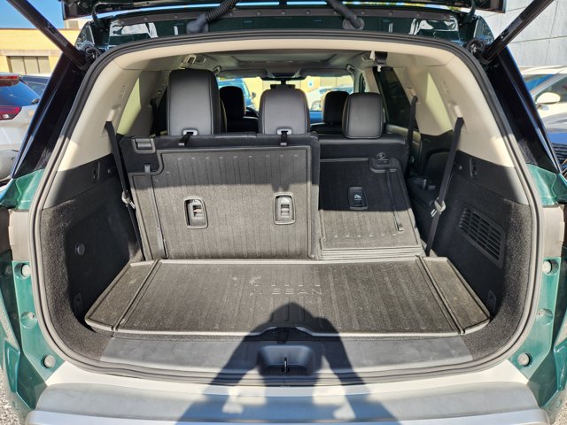 Certified 2025 Nissan Pathfinder Platinum w/ Cargo Package AWD/4WD image 21