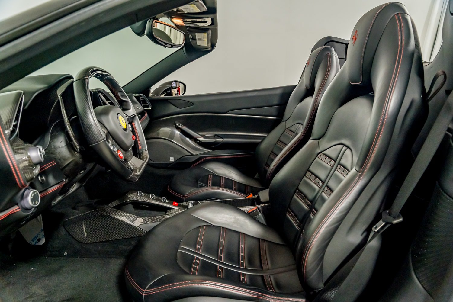 Used 2018 Ferrari 488 Spider RWD image 27