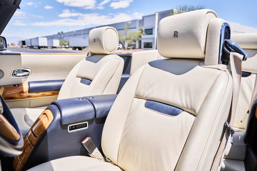 Used 2009 Rolls-Royce Phantom Drophead Coupe RWD image 47