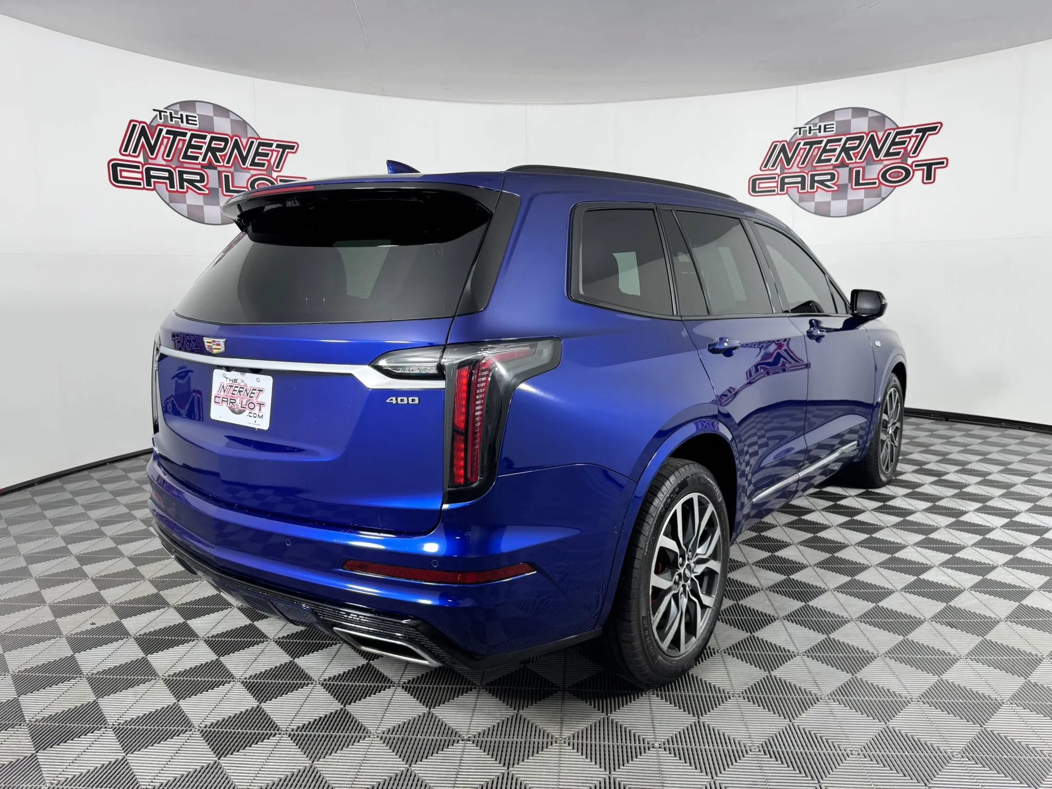 Used 2023 Cadillac XT6 Sport w/ Platinum Package AWD/4WD image 7