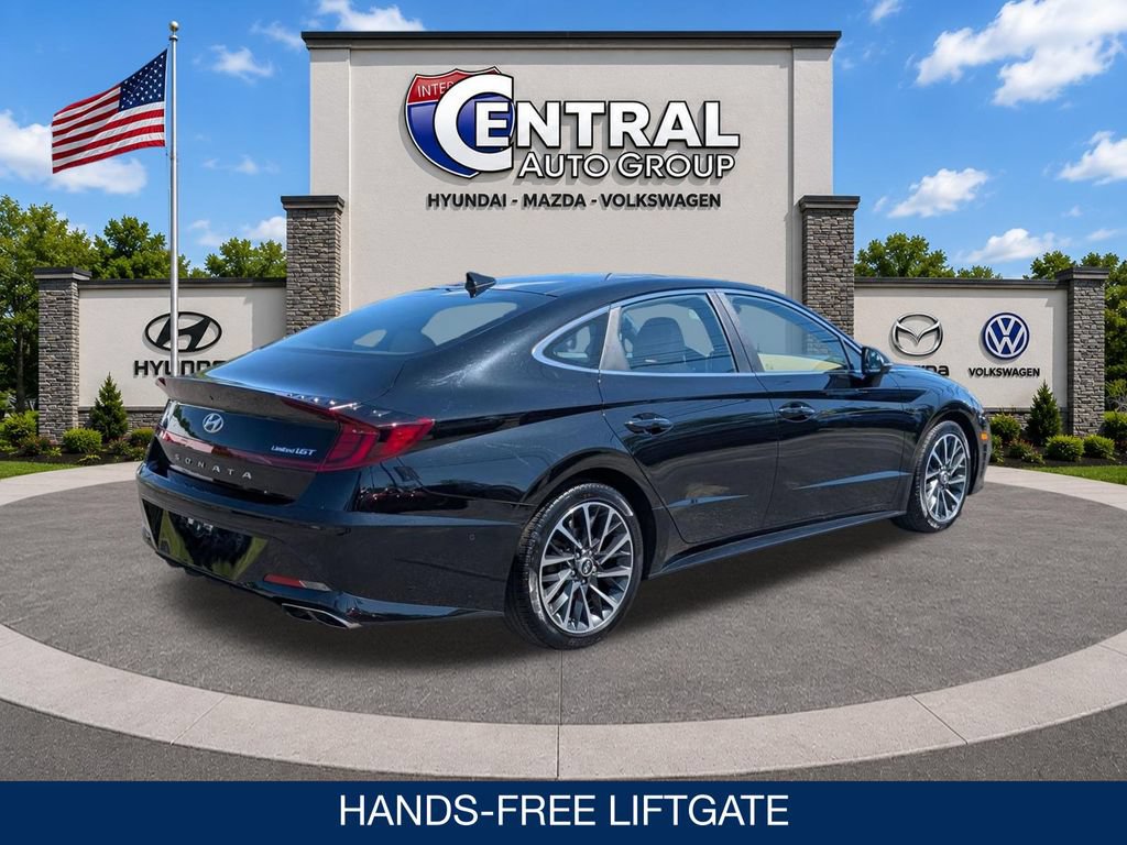 Certified 2023 Hyundai Sonata Limited FWD image 8