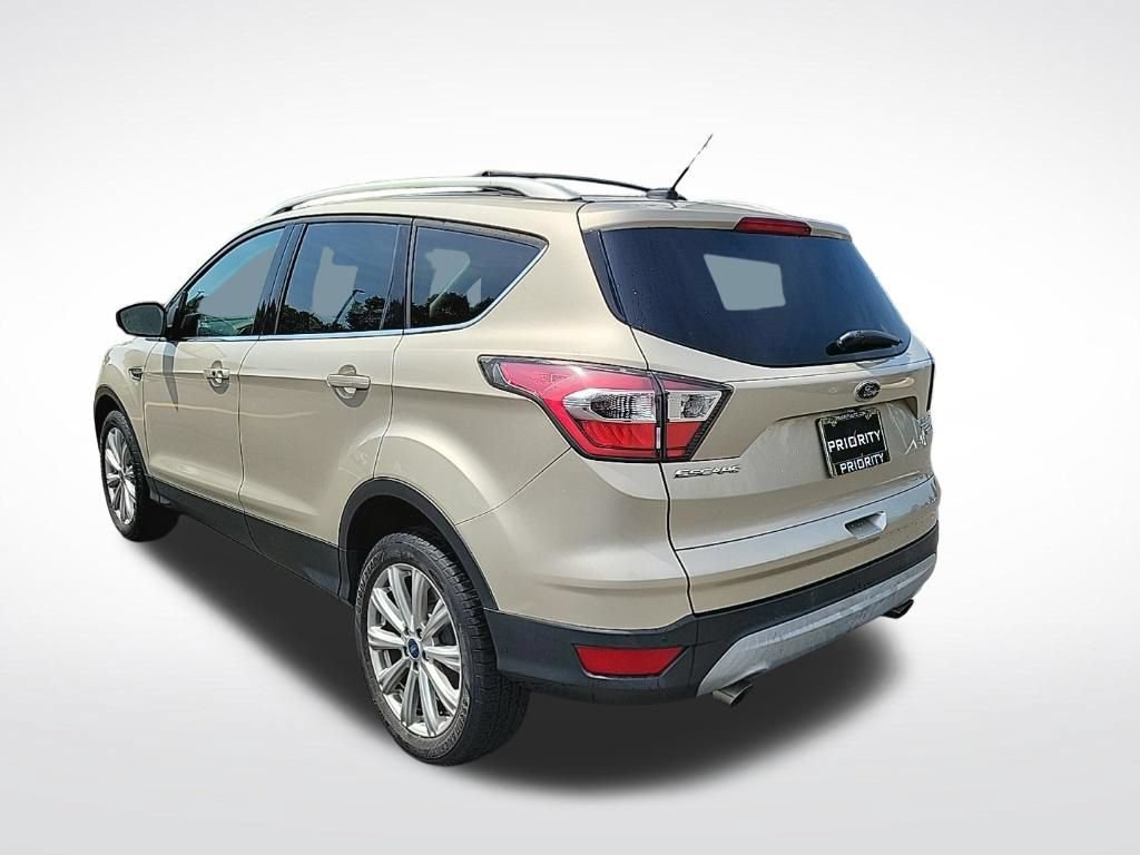 Used 2017 Ford Escape Titanium AWD/4WD image 3