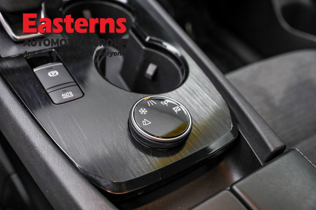 Used 2021 Nissan Rogue S image 21