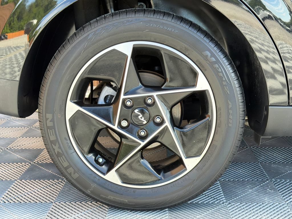 Used 2023 Kia Soul EX FWD image 21