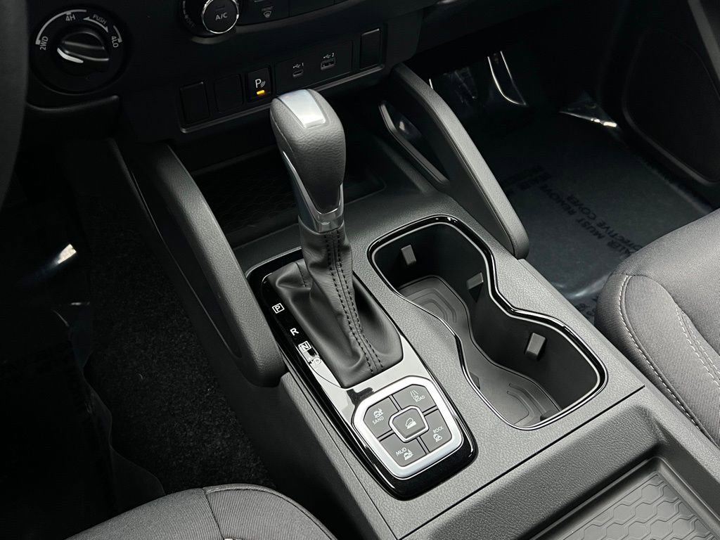 New 2026 Nissan Frontier SV w/ All-Weather Content Package image 33