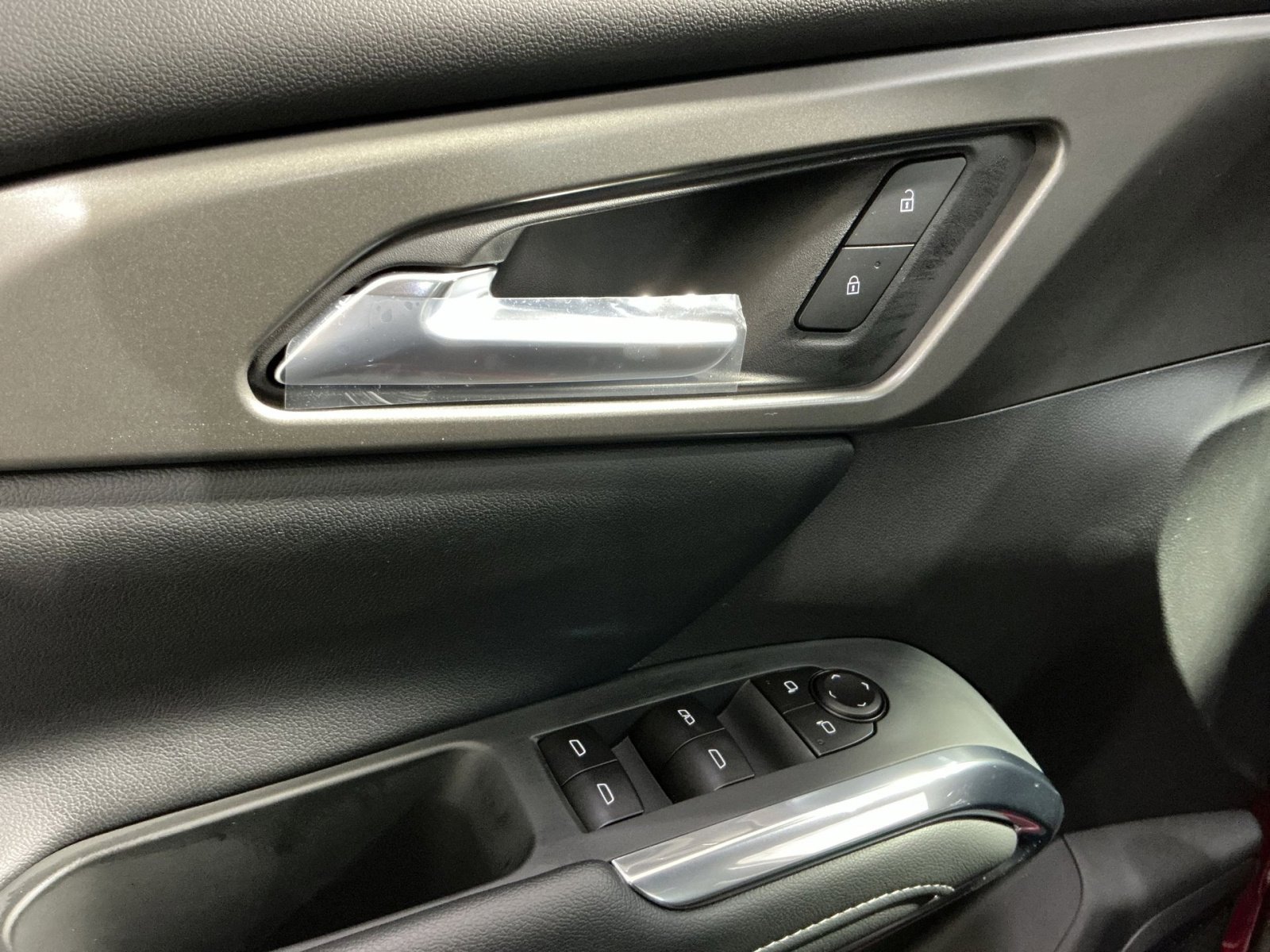 New 2026 Chevrolet Traverse LT image 23