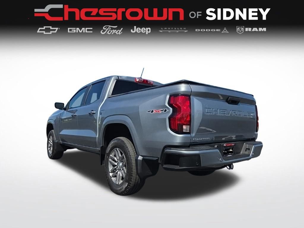 Used 2023 Chevrolet Colorado LT w/ LT Convenience Package II AWD/4WD image 11