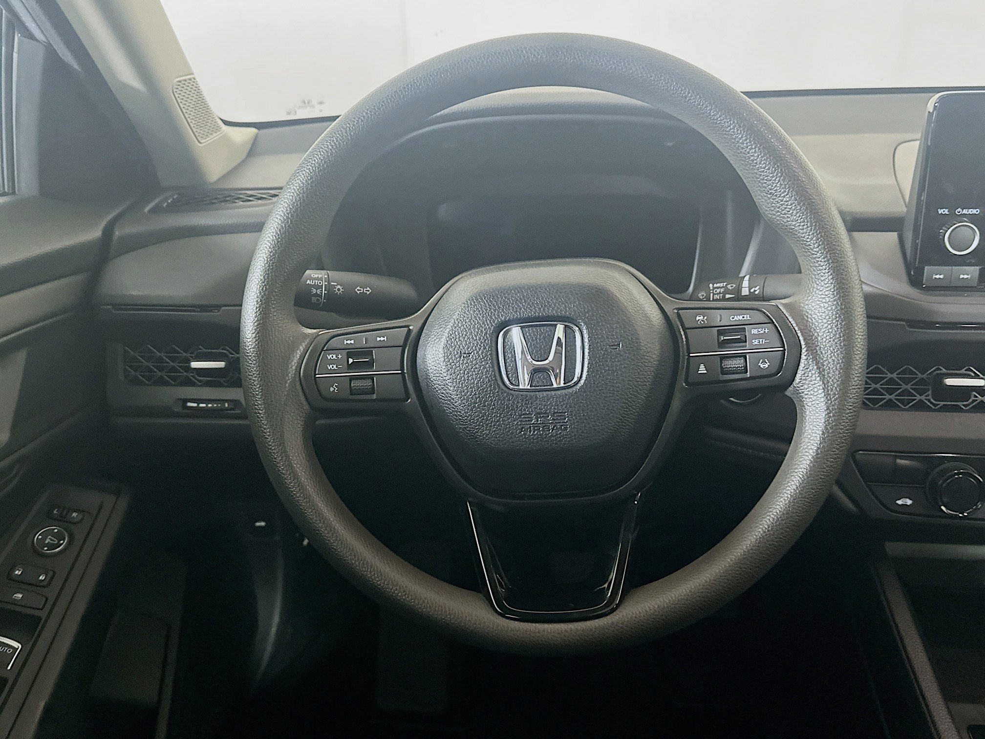 Used 2025 Honda Accord SE image 18