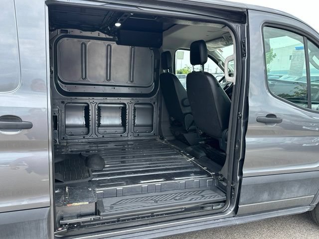 Used 2022 Ford Transit 150 Low Roof RWD image 11