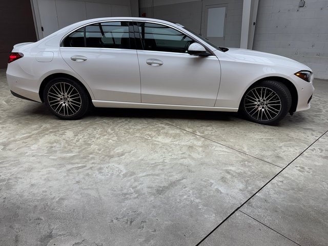 Used 2023 Mercedes-Benz C 300 4MATIC Sedan image 6