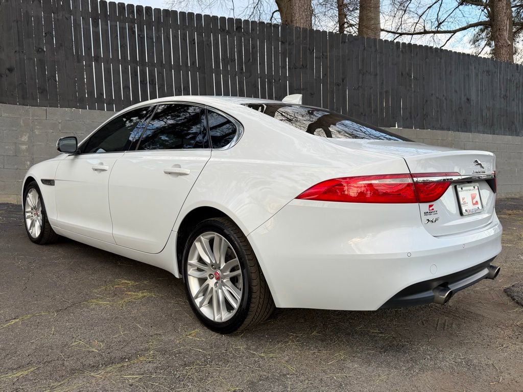 Used 2018 Jaguar XF Portfolio RWD image 6