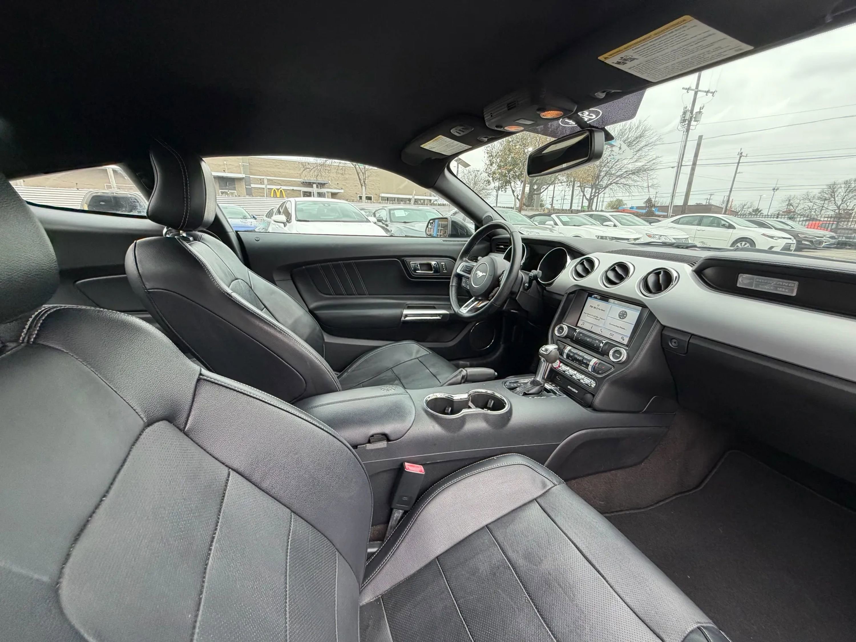Used 2016 Ford Mustang Premium RWD image 11