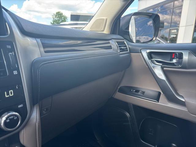 Used 2023 Lexus GX 460 Premium w/ Premium Plus Package AWD/4WD image 24