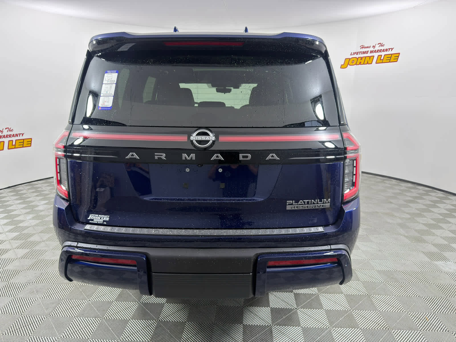 New 2026 Nissan Armada Platinum Reserve w/ Accent Package AWD/4WD image 4