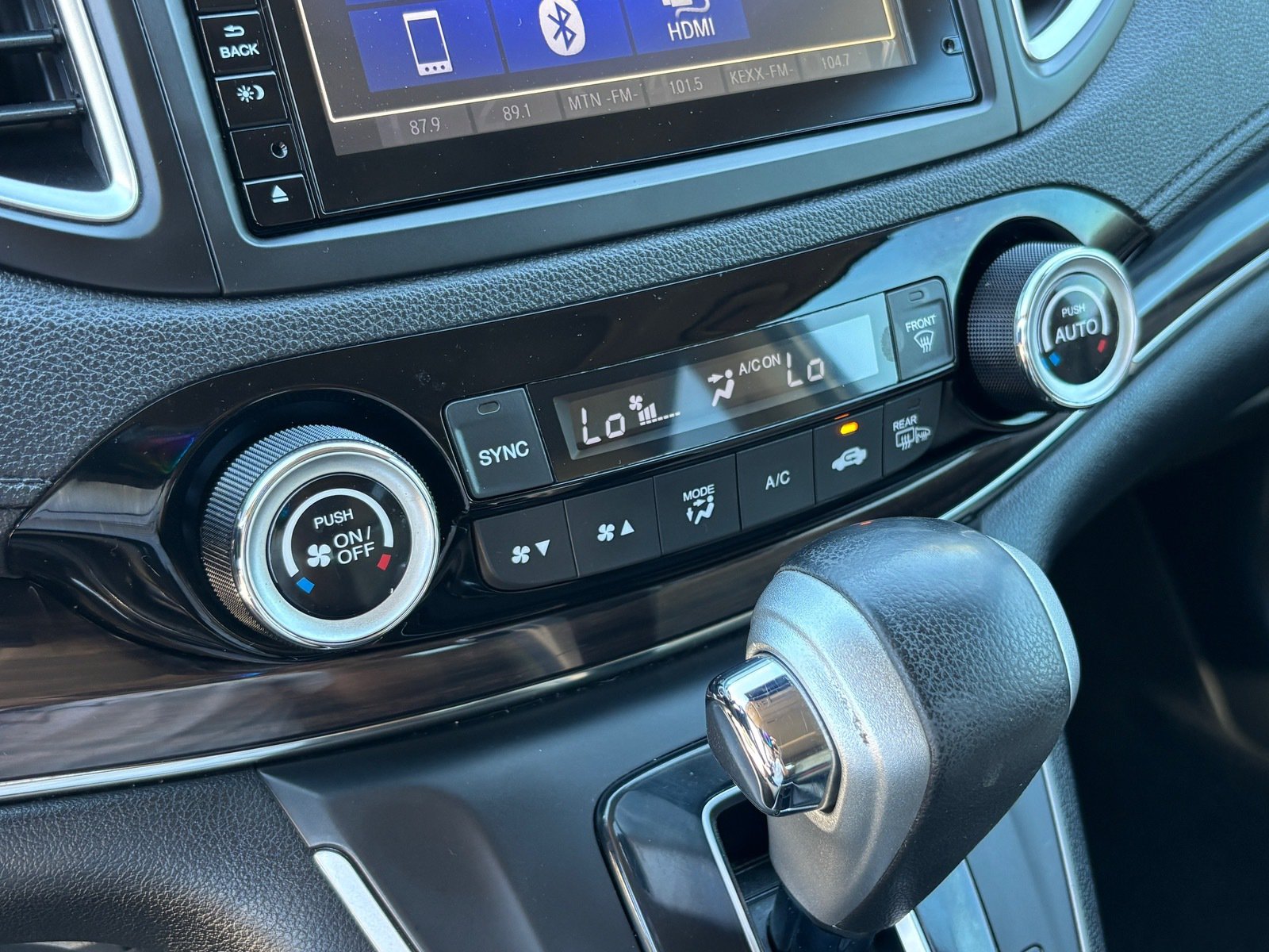 Used 2015 Honda CR-V Touring image 15
