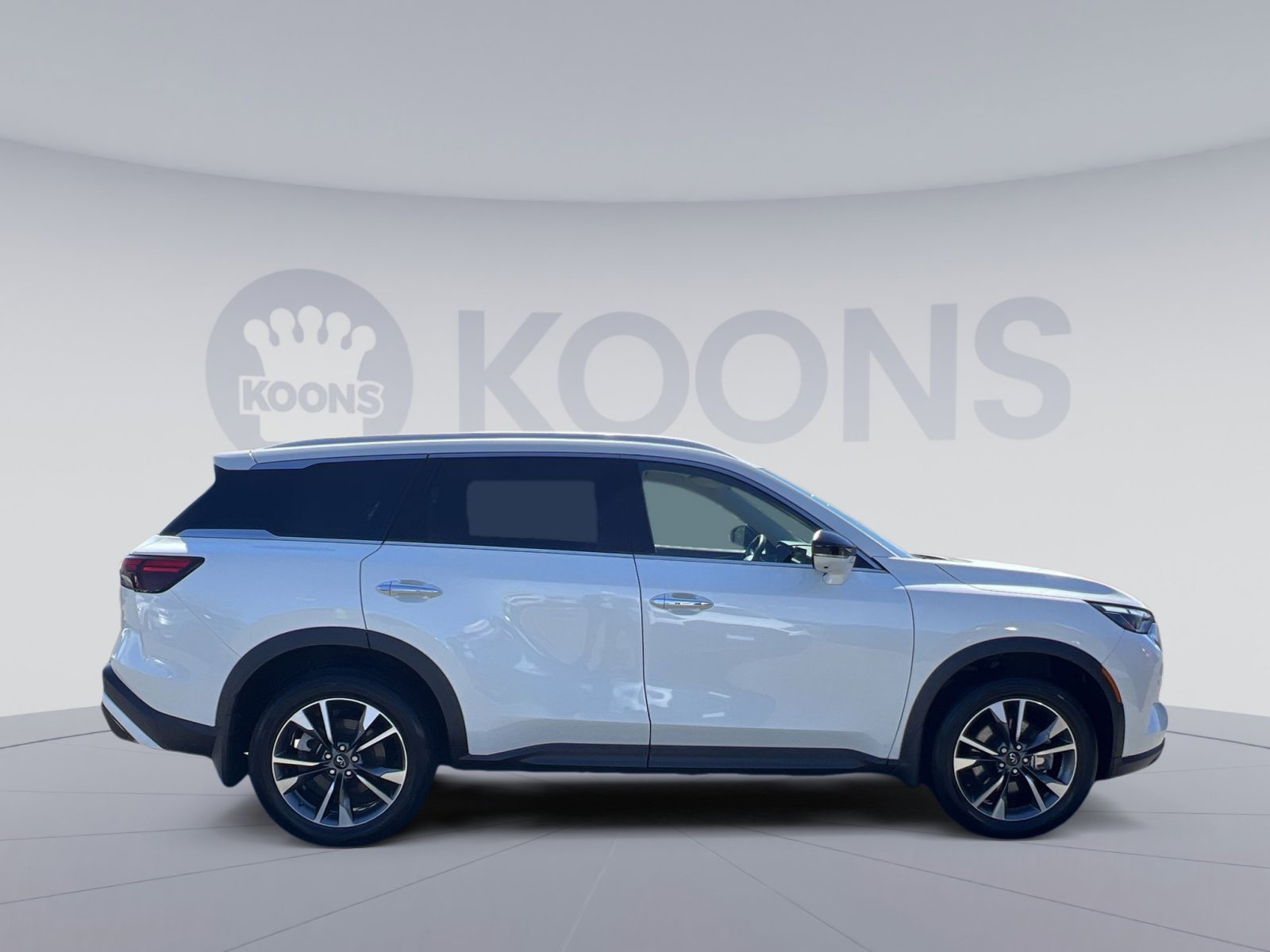 Used 2023 INFINITI QX60 Luxe w/ Cargo Package image 8