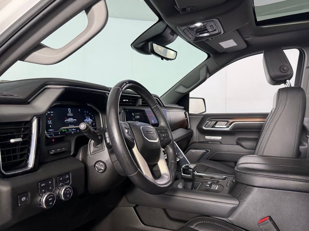 Used 2024 GMC Sierra 1500 Denali w/ Technology Package AWD/4WD image 21