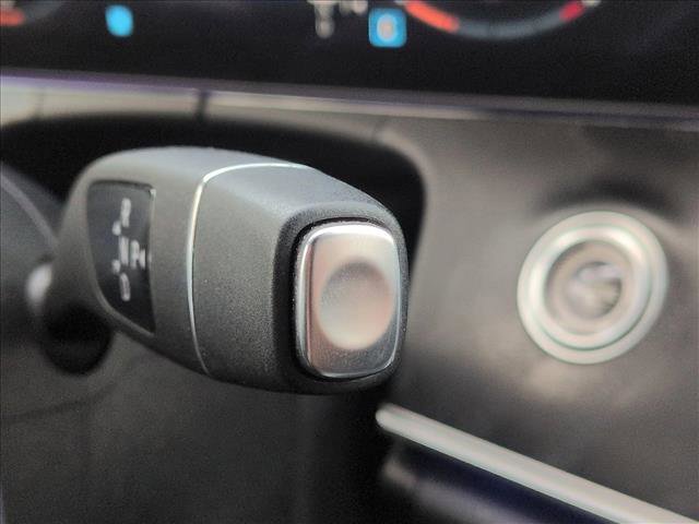 Used 2023 Mercedes-Benz E 350 4MATIC Sedan image 4
