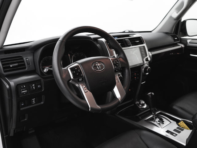 Used 2021 Toyota 4Runner Limited AWD/4WD image 18