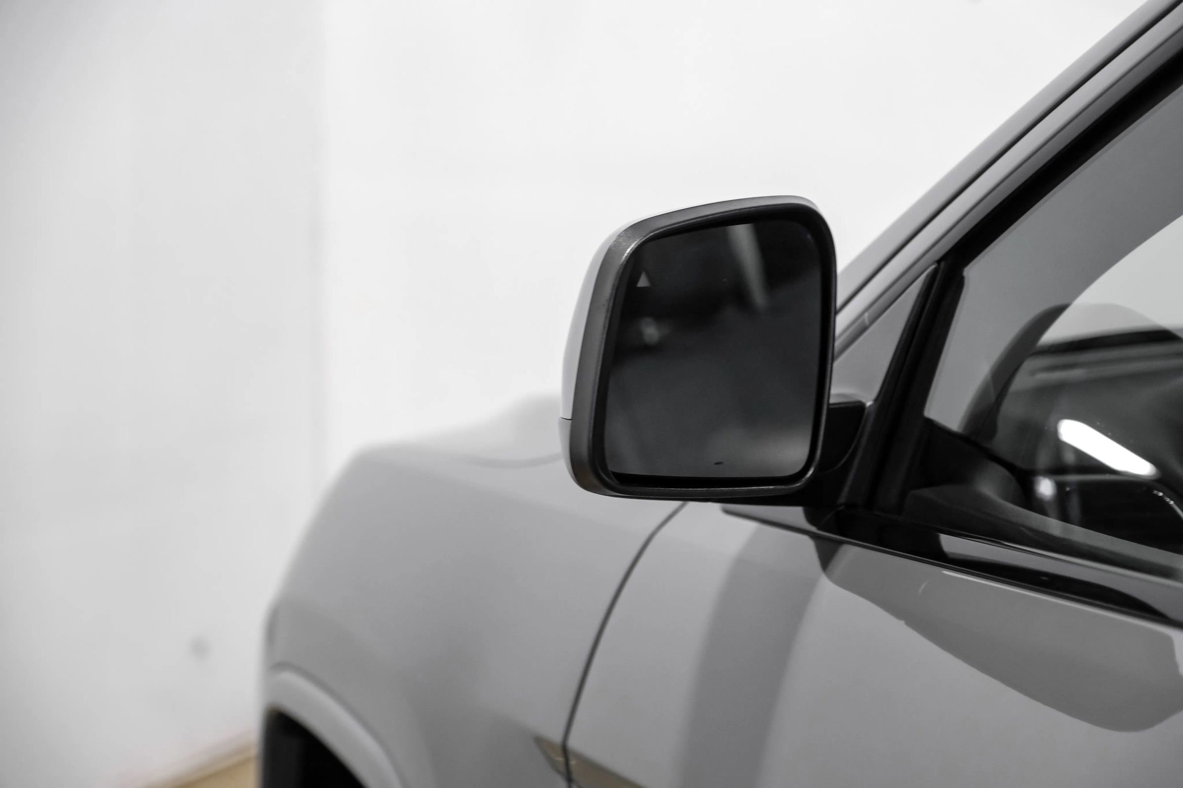 Used 2021 Jeep Grand Cherokee Laredo X RWD image 35