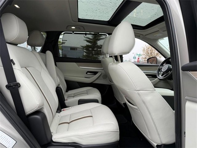 Used 2025 MAZDA CX-90 3.3 Turbo w/ Premium Plus Pkg image 11