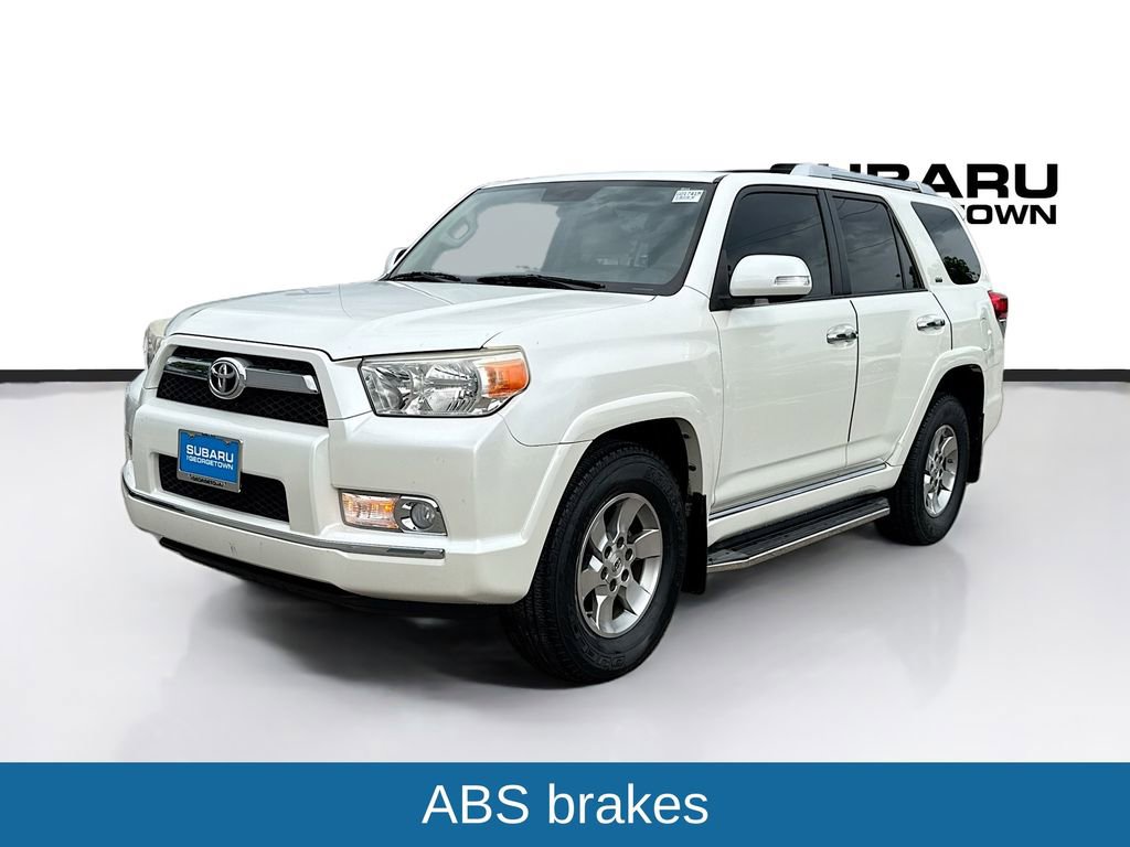 Used 2012 Toyota 4Runner SR5 w/ Convenience Pkg image 3