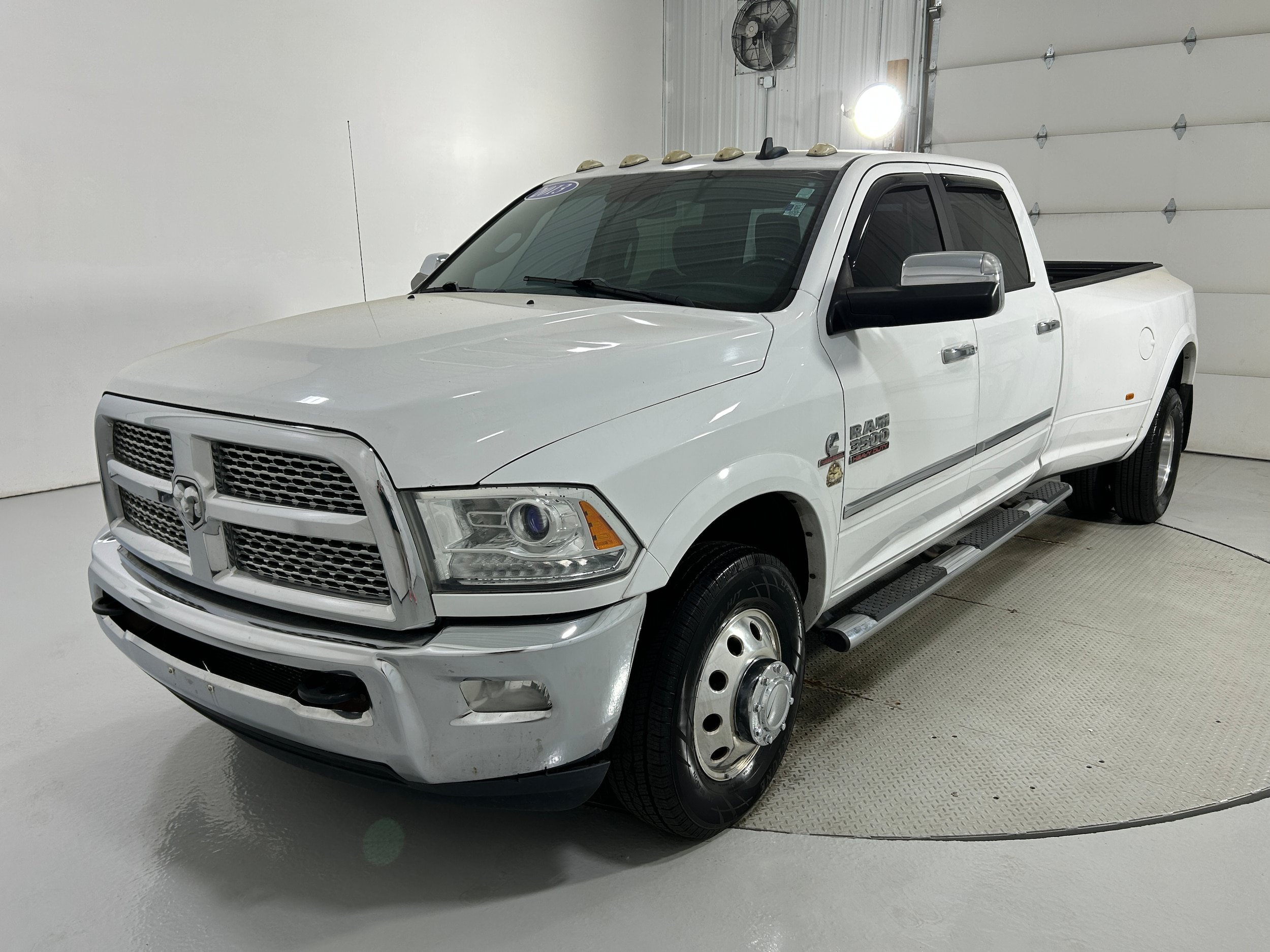 Used 2013 RAM 3500 Laramie RWD image 21