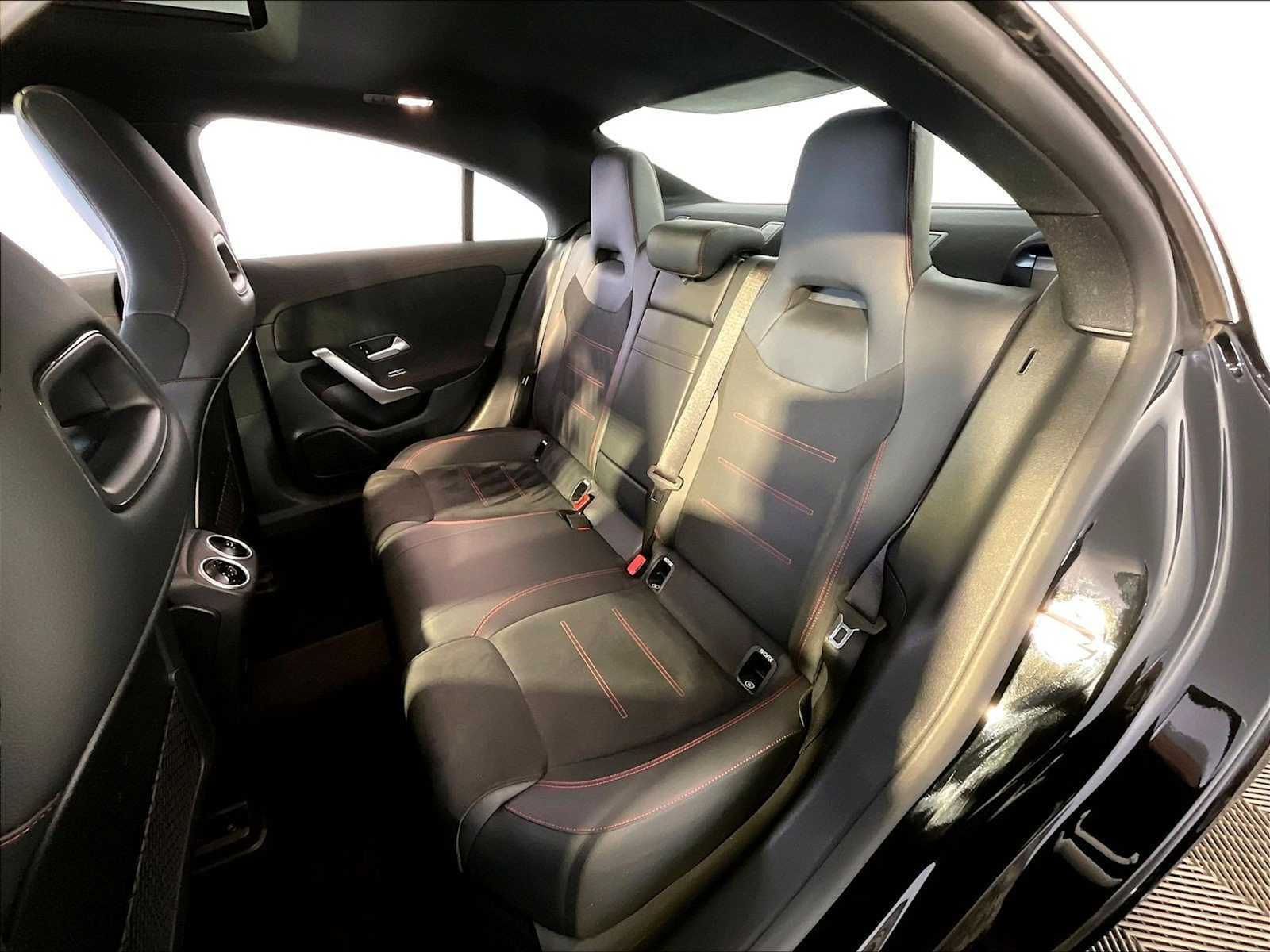 Used 2022 Mercedes-Benz CLA 35 AMG 4MATIC image 25