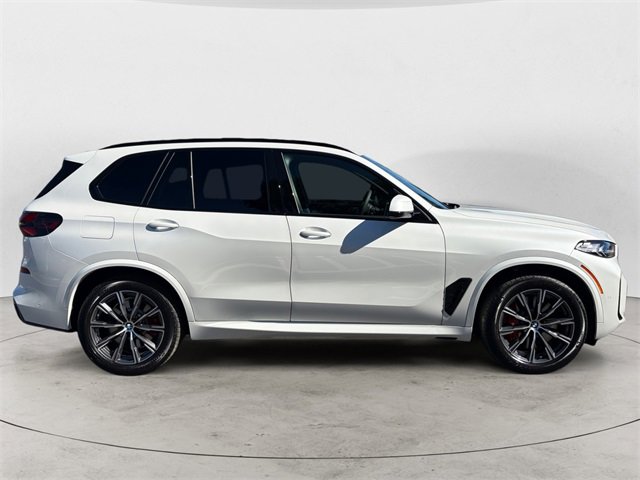 New 2026 BMW X5 xDrive50e w/ M Sport Package image 8