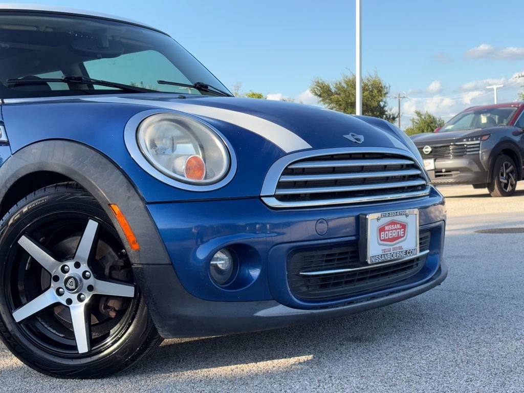 Used 2012 MINI Cooper Hardtop FWD image 3