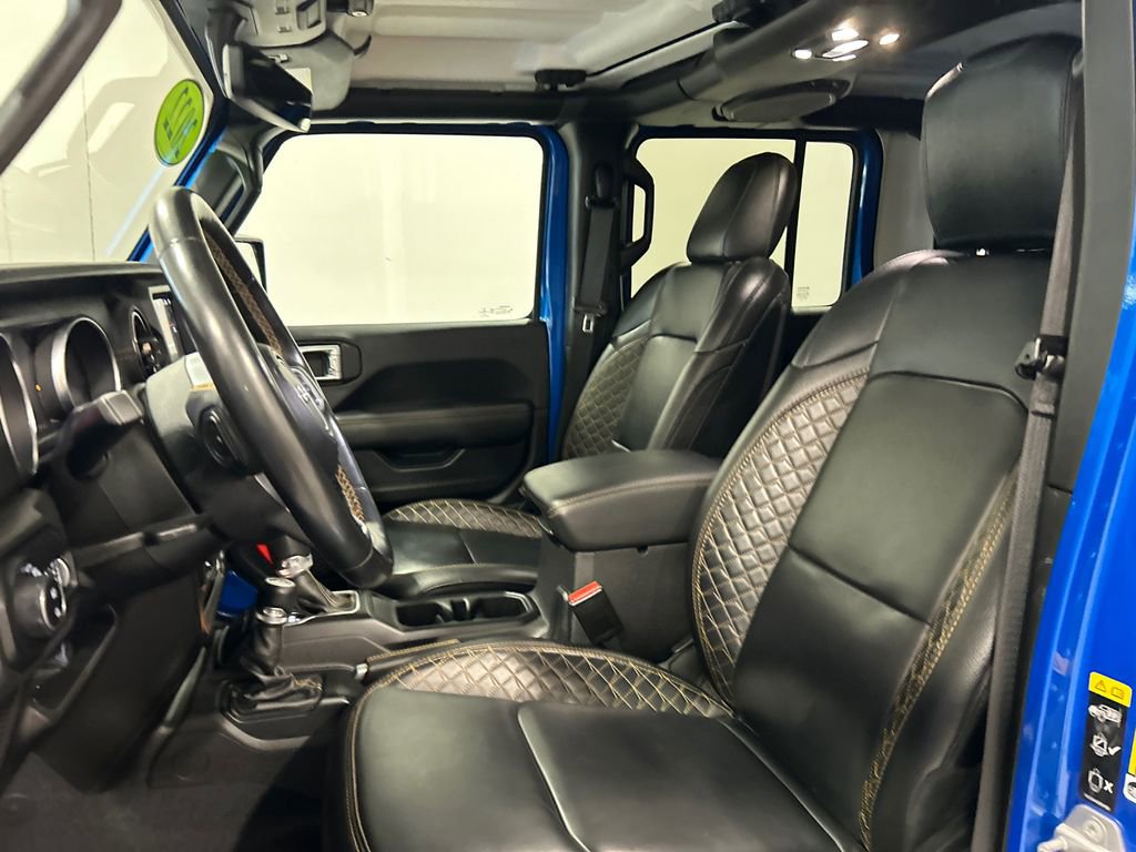 Used 2022 Jeep Gladiator Overland image 15