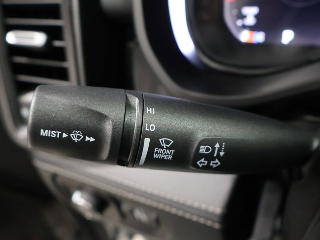 Used 2025 RAM 1500 Limited image 40