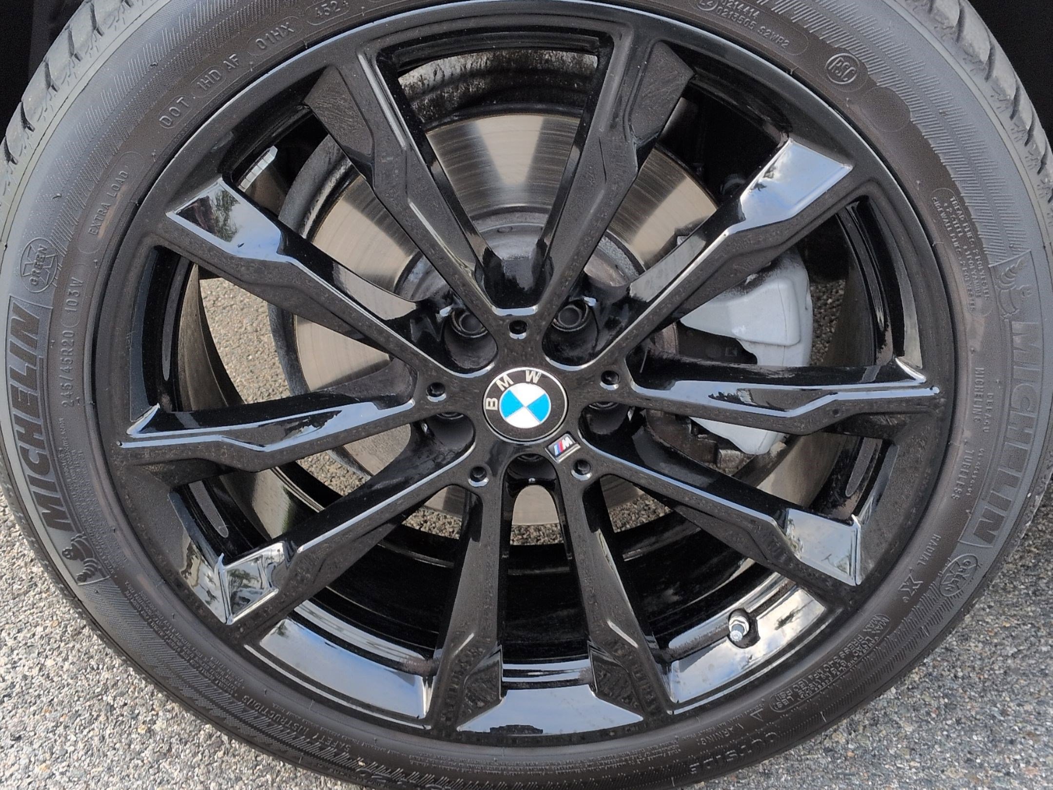 Used 2025 BMW X4 xDrive30i w/ Premium Package image 13