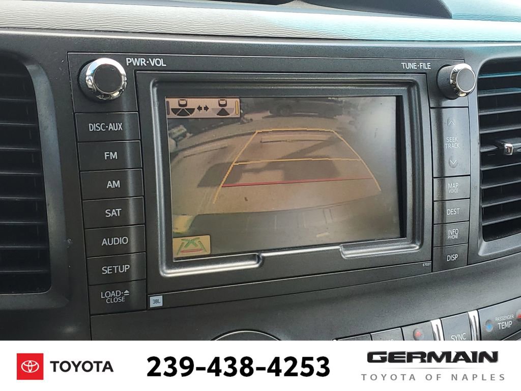 Used 2012 Toyota Sienna Limited w/ Premium Pkg image 27