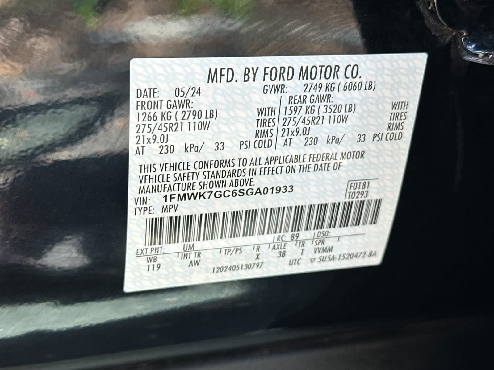 Certified 2025 Ford Explorer ST RWD image 28