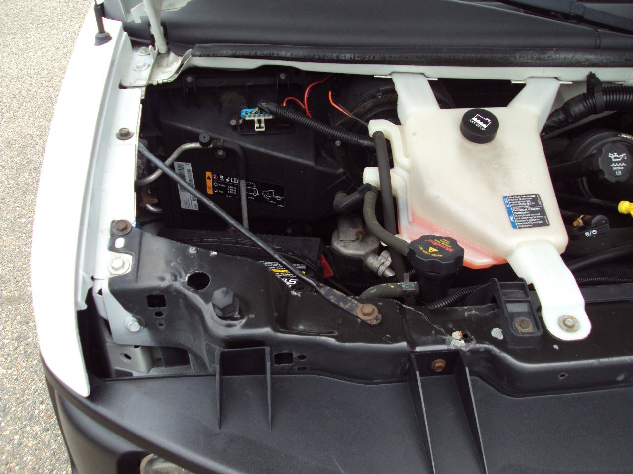 Used 2012 Chevrolet Express 1500 AWD image 25