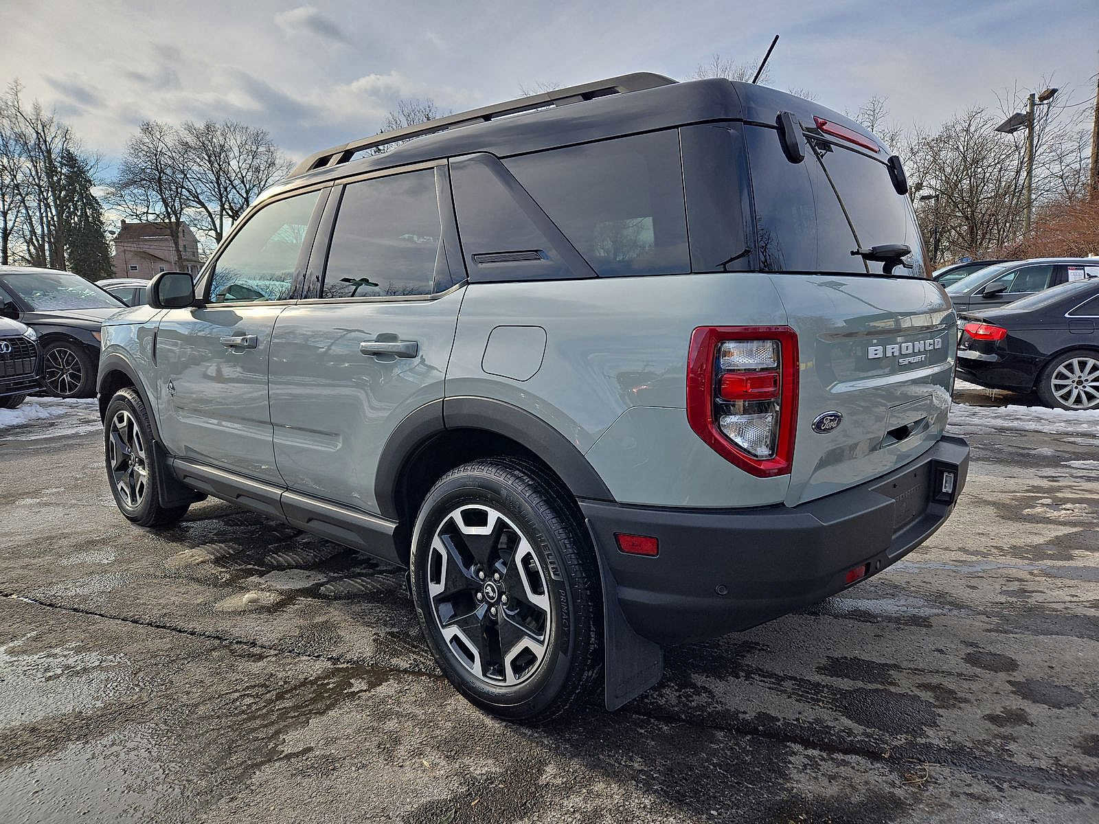 Used 2024 Ford Bronco Sport Outer Banks w/ Tech Package image 28
