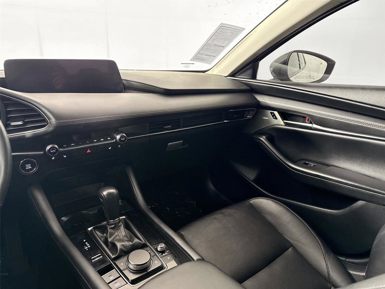 Certified 2024 MAZDA MAZDA3 2.5 Turbo Sedan w/Premium Plus image 33