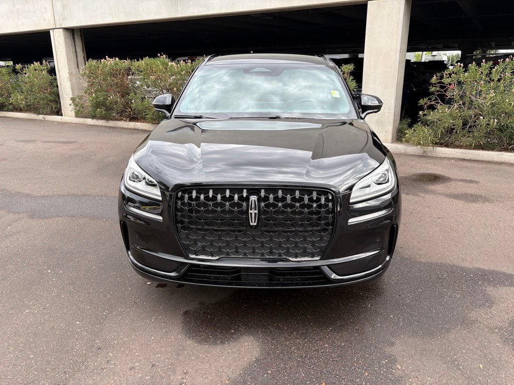 Used 2023 Lincoln Corsair Reserve w/ Equipment Group 202A AWD/4WD image 4