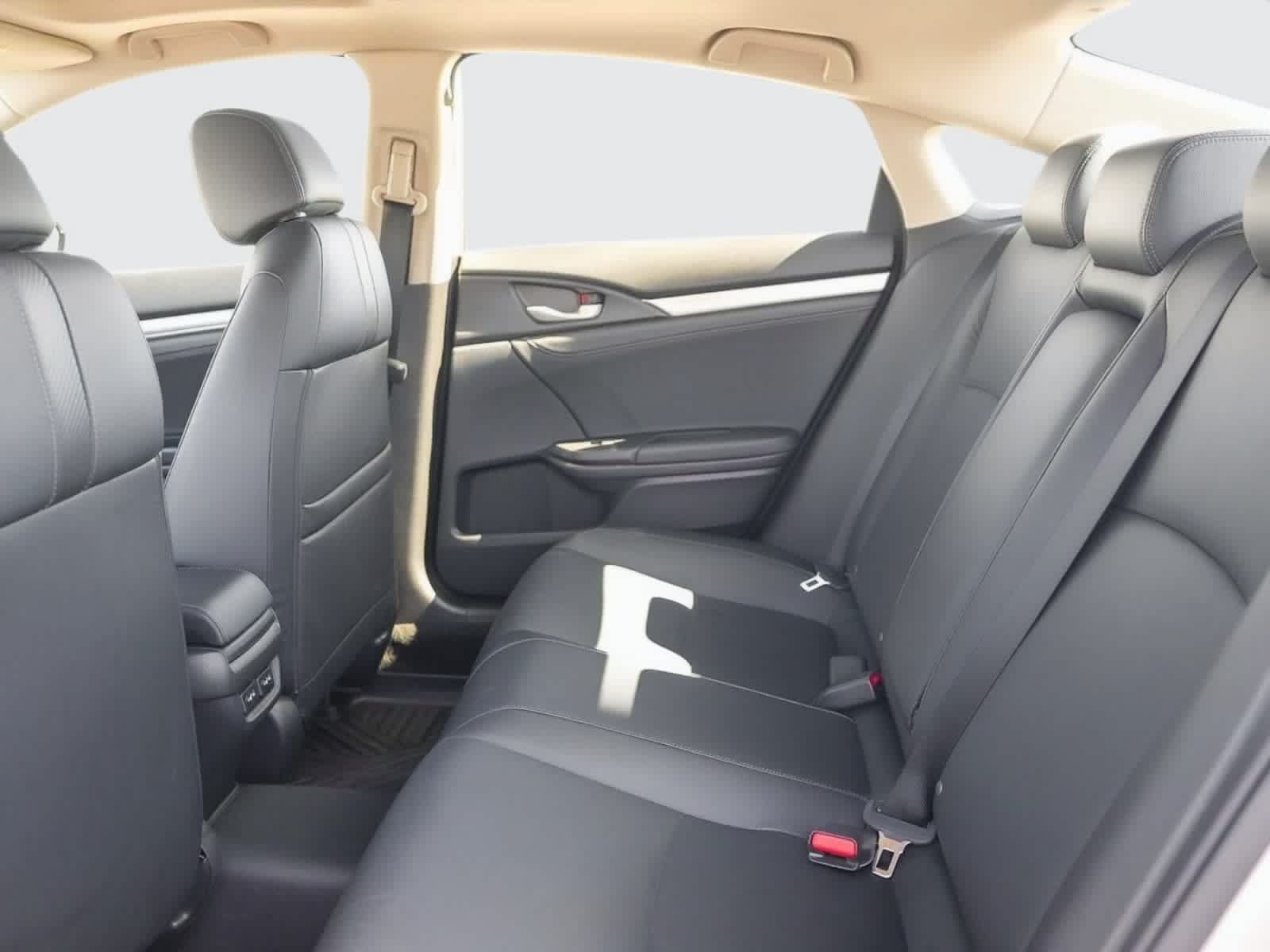 Used 2018 Honda Civic Touring image 16