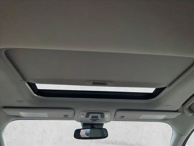 Certified 2026 Toyota Sienna XLE FWD image 26