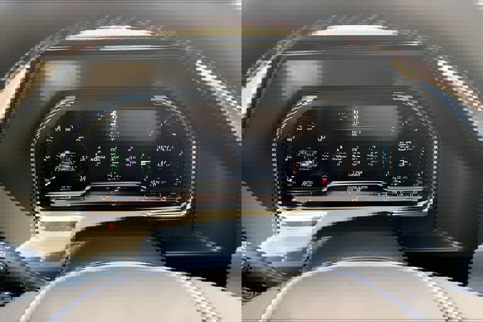 Used 2025 GMC Sierra 1500 AT4 w/ AT4 Premium Package AWD/4WD image 18