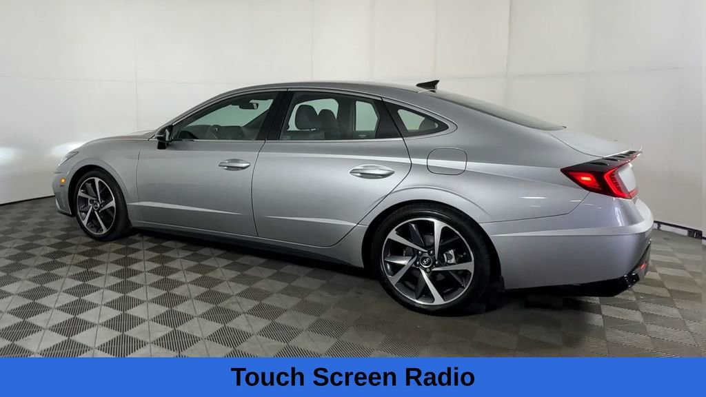 Used 2021 Hyundai Sonata SEL Plus w/ Preferred Accessory Package image 9
