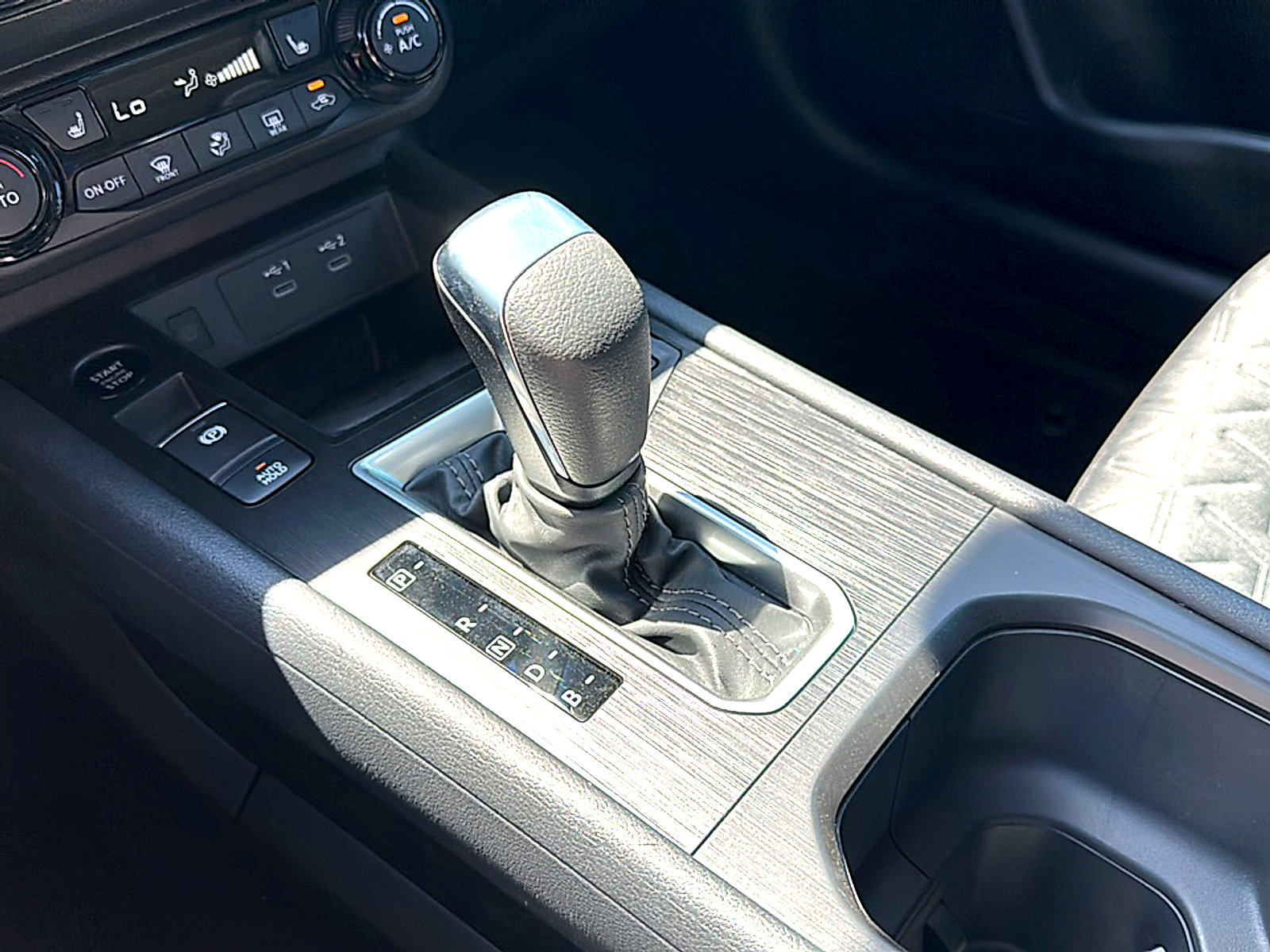 New 2026 Nissan Kicks SV w/ SV Premium Package image 16