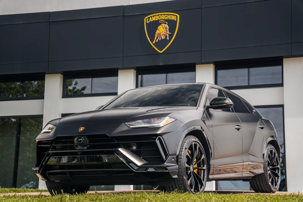 Used 2023 Lamborghini Urus S