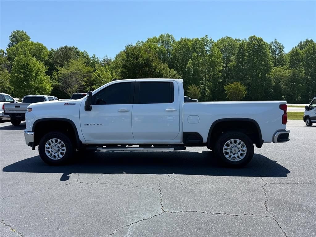 Used 2023 Chevrolet Silverado 2500 LT w/ Convenience Package AWD/4WD image 7