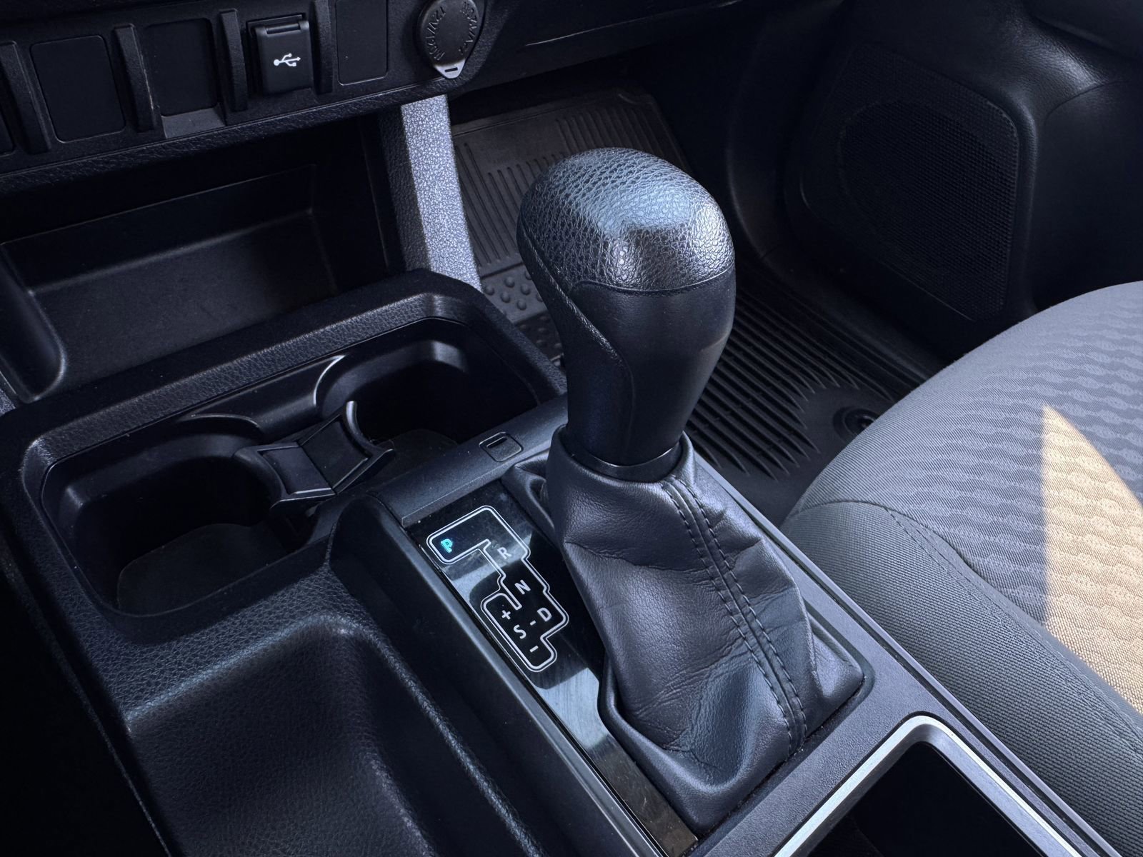 Used 2023 Toyota Tacoma SR image 22