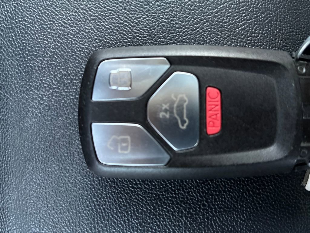 Used 2025 Audi Q5 2.0T Premium AWD/4WD image 26